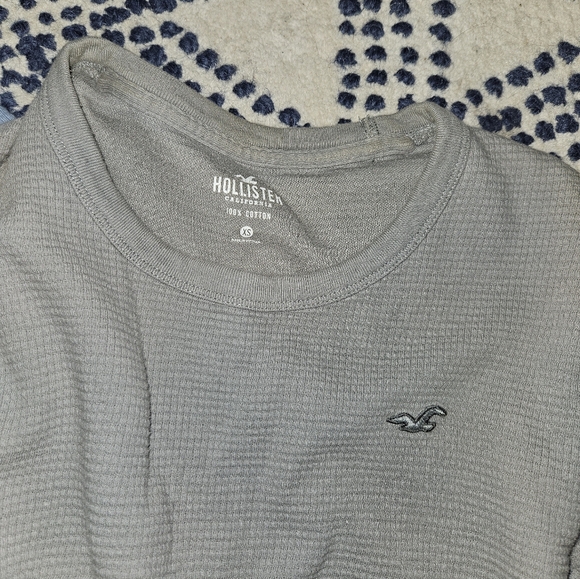 2 Hollister Waffle Thermal Blue and Gray Long Sleeve Shirts, XS - Picture 2 of 3